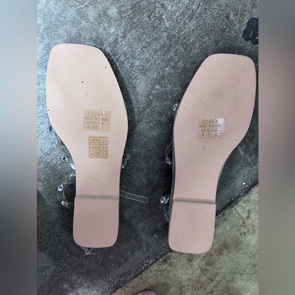 Sparkly clear sandals size 8 - Picture 4 of 4